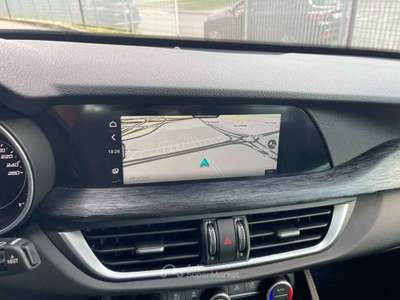 Alfa Romeo Stelvio 2.2 Turbodiesel 190 CV AT8 Q4 Business Blu/Azzurro usata Beinasco
