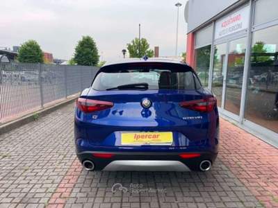 Alfa Romeo Stelvio 2.2 Turbodiesel 190 CV AT8 Q4 Business Blu/Azzurro usata Beinasco