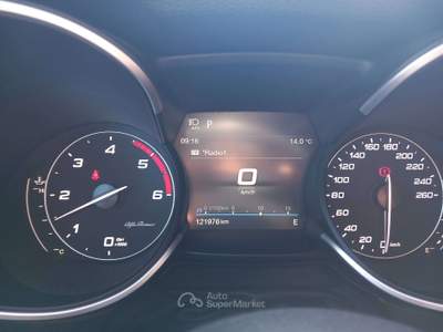 Alfa Romeo Stelvio Stelvio 2.2 TDI Q4 190cv AT8 Auto Super Business PREZZO REALE!!!! Bianco usata Corciano