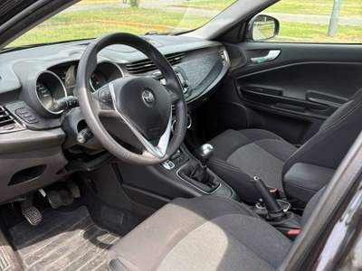 Alfa Romeo Giulietta Giulietta III 2016 1.6 jtdm Super 120cv Nero usata Nichelino