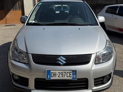 Suzuki SX4 4WD Outdoor Line Grigio usata Alba