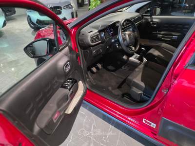 Citroen C3 1.2 puretech Shine s&s 83cv *PER NEO PATENTATI* Rosso usata Firenze