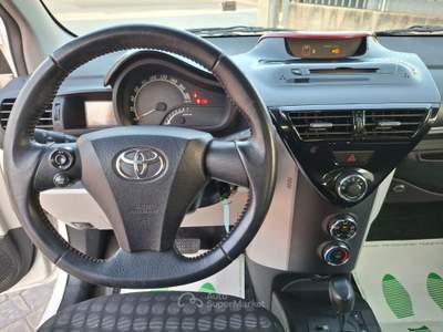 Toyota iQ VEICOLO IN OTTIME CONDIZIONI Bianco usata Altamura