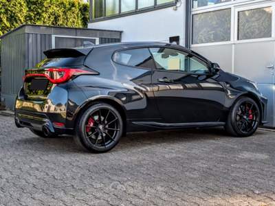 Toyota Yaris 1.6 Turbo 3 porte GR Yaris Circuit DAT Nero usata Pieve di Cento
