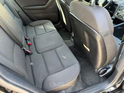 Audi A3 SPB 2.0 16V TDI Ambition Nero usata Mercogliano