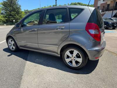 Mercedes-Benz Classe A A 180 CDI Avantgarde Grigio usata Mercogliano