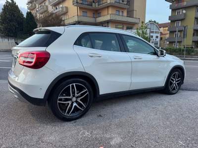 Mercedes-Benz GLA CDI Automatic Sport Bianco usata Mercogliano