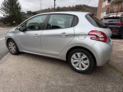 Peugeot 208 5 porte Active Argento usata Mercogliano