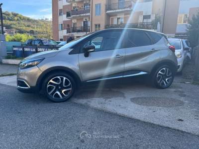 Renault Captur Start&Stop Life Bronzo usata Mercogliano