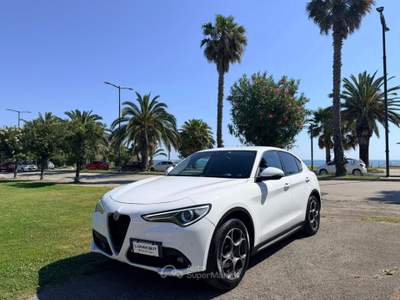 Alfa Romeo Stelvio 2.2 t Executive Q4 190cv auto Bianco usata Grottammare