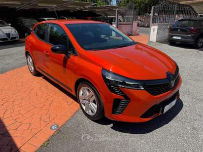 Renault Clio Full Hybrid E-Tech 145 CV 5 porte Techno UNIPRO' Arancione usata Roma