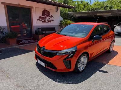 Renault Clio Full Hybrid E-Tech 145 CV 5 porte Techno UNIPRO' Arancione usata Roma