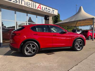 Alfa Romeo Stelvio 2.2 Turbodiesel 190 CV AT8 Q4 Ti Rosso usata Cadeo