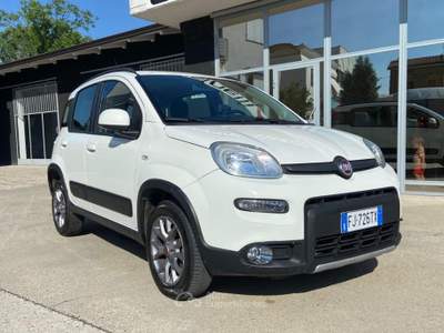 Fiat Panda 0.9 TwinAir Turbo S&S 4x4 Bianco usata Cadeo