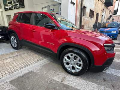 Jeep Avenger Altitude 1.2 Turbo 100 CV Rosso usata MESAGNE