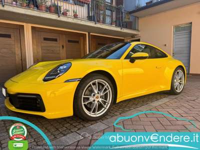 Porsche 911 992 Carrera Coupè 3.0 385CV PORSCHE APPROVED Giallo usata Corbetta