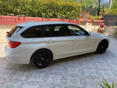 BMW Serie 3 318d Auto in ottime condizioni.Tenuta sempre in garageNon fumatore usata Roccagorga