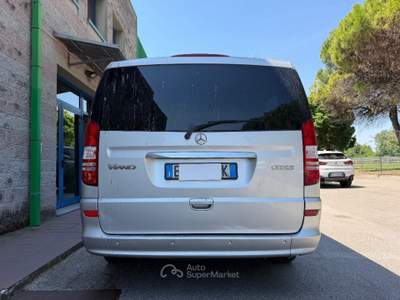 Mercedes-Benz Viano 2.2 CDI 163CV 8 POSTI AUT. INTERNI IN PELLE Argento usata Venezia