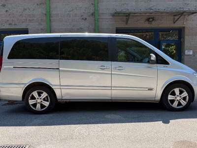 Mercedes-Benz Viano 2.2 CDI 163CV 8 POSTI AUT. INTERNI IN PELLE Argento usata Venezia