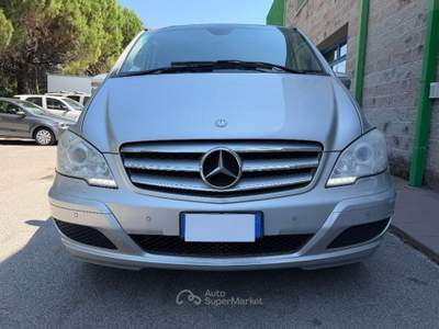 Mercedes-Benz Viano 2.2 CDI 163CV 8 POSTI AUT. INTERNI IN PELLE Argento usata Venezia
