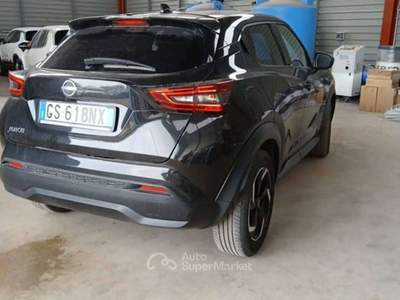 Nissan Juke Juke II 1.0 dig-t N-Connecta 114cv dct - GS618NX Nero usata Basiliano
