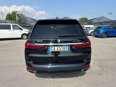 BMW X7 X7 xdrive30d auto 7posti TETTO/PELLE - GA455NX Nero usata Basiliano