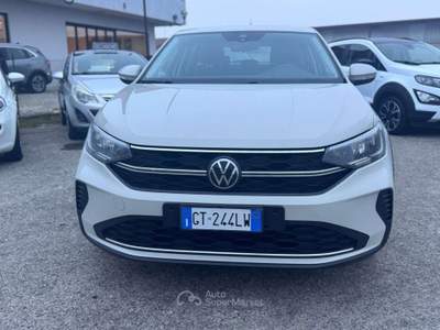 Volkswagen Taigo NEOPATENTATI Taigo 1.0 LIFE 110cv dsg TG : GT244LW Argento usata Basiliano