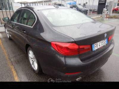 BMW Serie 5 530d Berlina 530d xdrive Business 249cv auto - FR415SE Nero usata Basiliano