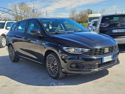 Fiat Tipo NEOPATENTATI Tipo SW 1.0 t3 100cv TG : GP938FW Argento usata Basiliano