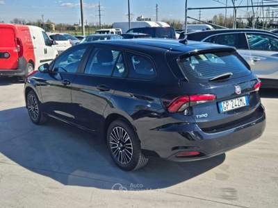 Fiat Tipo NEOPATENTATI Tipo SW 1.0 t3 100cv TG : GP242ML Nero usata Basiliano