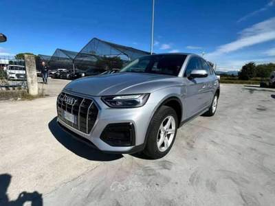 Audi Q5 Sportback 40 2.0 tdi Advanced 4x4 s-tronic GN860TR Argento usata Basiliano