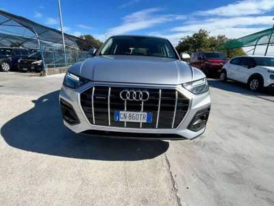 Audi Q5 Sportback 40 2.0 tdi Advanced 4x4 s-tronic GN860TR Argento usata Basiliano