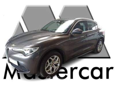 Alfa Romeo Stelvio Stelvio 2.2 td Business Q4  4x4  190cv autom. - ta Grigio usata Basiliano
