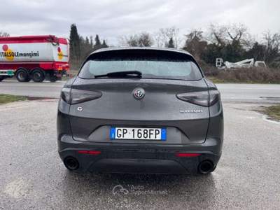 Alfa Romeo Stelvio Stelvio 2023 2.2 t Super Q4 210cv auto TG: GP168FP Argento usata Basiliano