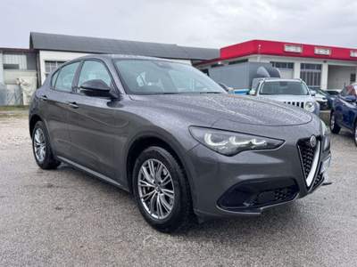 Alfa Romeo Stelvio Stelvio 2023 2.2 t Super Q4 210cv auto TG: GP168FP Argento usata Basiliano