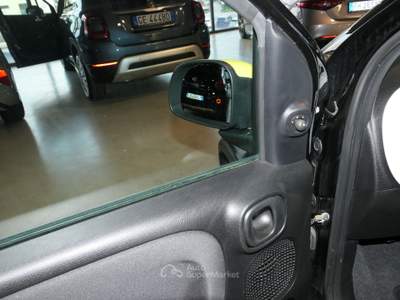 Fiat Panda 1.0 FireFly 70cv S&S Hybrid Pandina Nero usata Brunico