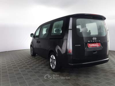 Hyundai Staria Staria 2.2 AT AWD 9 posti Wagon Nero usata Milano