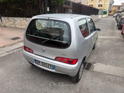 Fiat 600 50th Anniversary Grigio usata Napoli