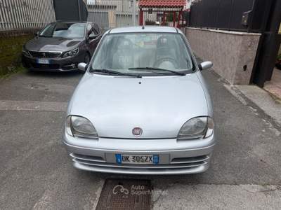 Fiat 600 50th Anniversary Grigio usata Napoli