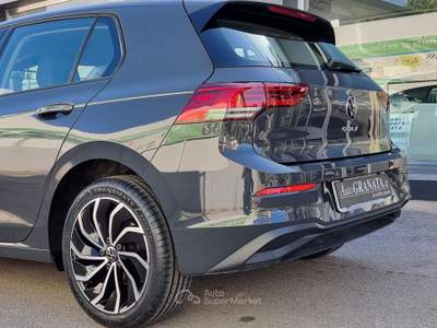 Volkswagen Golf 2.0 TDI 115CV SCR EvoLife 5p. Grigio usata Trentola Ducenta