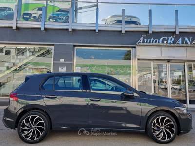 Volkswagen Golf 2.0 TDI 115CV SCR EvoLife 5p. Grigio usata Trentola Ducenta