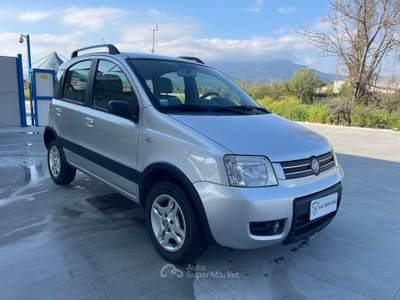 Fiat Panda FIAT PANDA BENZINA/METANO UNICO PROPRIETARIO Argento usata Telese Terme