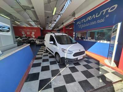 Ford Transit Courier Van Entry.s Bianco usata Fino Mornasco