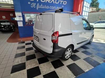 Ford Transit Courier Van Entry.s Bianco usata Fino Mornasco