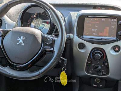 Peugeot 108 AUTO 1.0cc 70cv - CAMBIO AL VOLANTE Bianco usata Roma