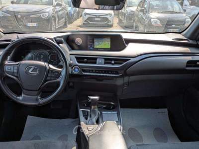 Lexus UX HYBRID BUSINESS 2WD 2.0cc 184cv(152cv) Grigio usata Roma
