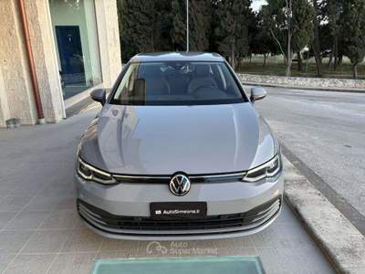 Volkswagen Golf 2.0 TDI DSG SCR Life COCKPIT-LUCI AMBIENTE Grigio usata Carovigno