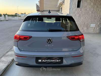 Volkswagen Golf 2.0 TDI DSG SCR Life COCKPIT-LUCI AMBIENTE Grigio usata Carovigno