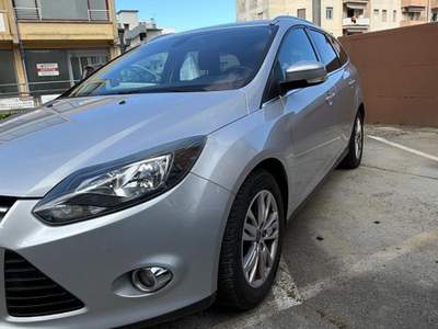 Ford Focus unico proprietario Argento usata Mondolfo