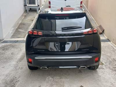 Peugeot 2008 Allure S&S Nero usata Triggiano